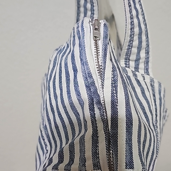 Zara Women's XS Blue Denim Striped Crop Top with Side Zip - Picture 4 of 4